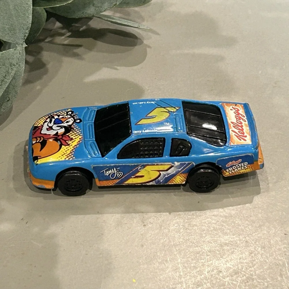 Kelloggs Terry Labonte Pull-n-Go Hot‎ Wheels 2000 Frosted Flakes Race Car